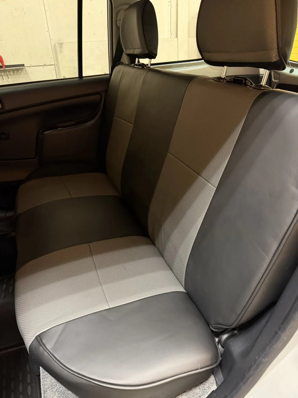Чехлы из экокожи Toyota Probox (Succeed) Ir [XP50,XP160] 09.2014- разд. подг. (Мод.282.0) Автокомфорт