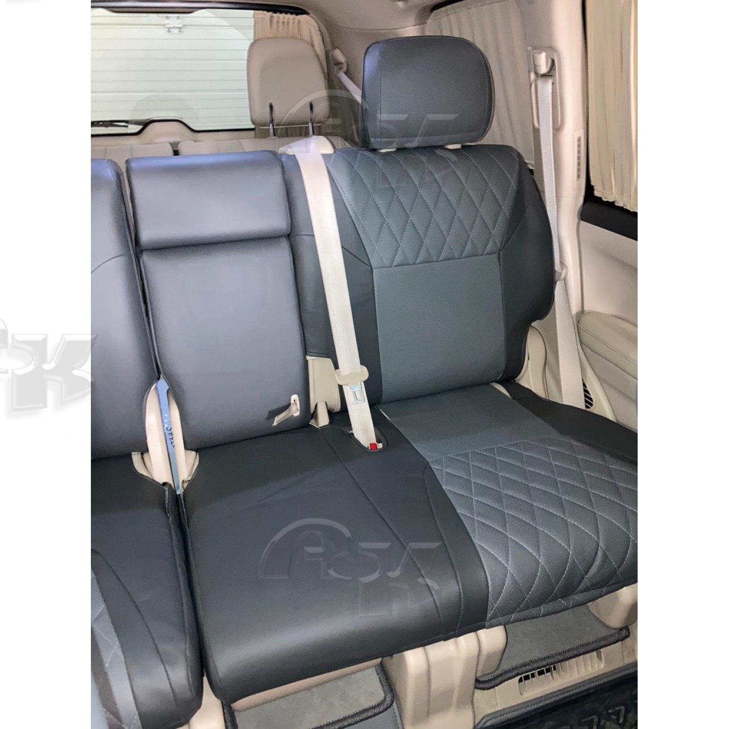 Чехлы из экокожи Lexus LX570 III+r [J200] 04.2007-10.2015 с мониторами (Мод.353.0) Автокомфорт