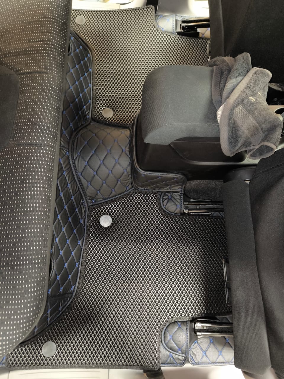Коврики в салон кожаные 3D Mitsubishi L200 2006-2014