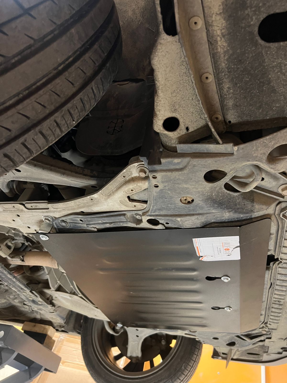 Защита картера и КПП Honda Accord Hybrid 2012-2018  V-2,0 CVT
