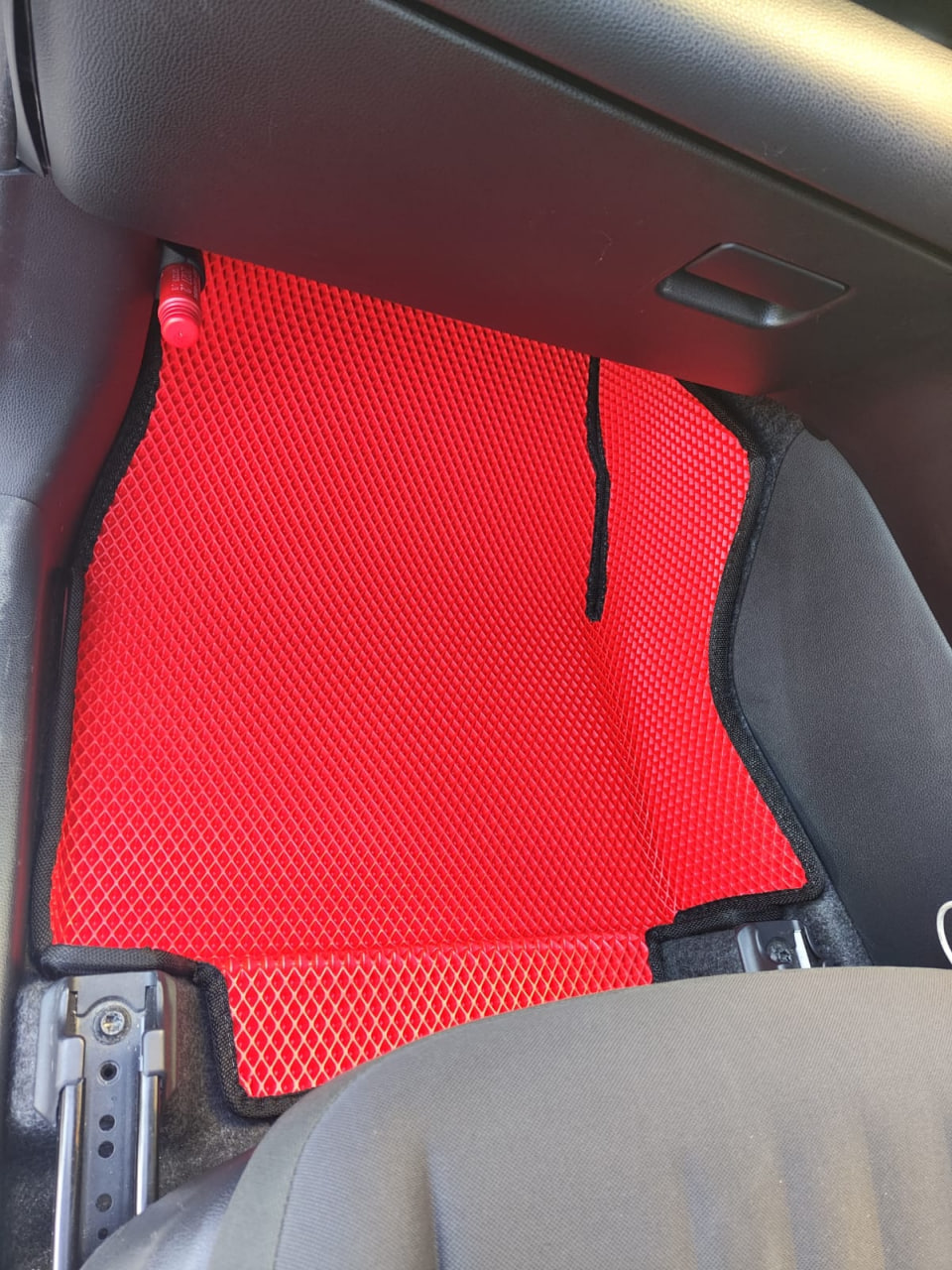 .Коврики в салон EVA 3D Toyota Yaris Cross \ Yaris 2WD НЕ ГИБРИД  2020 - н.в
