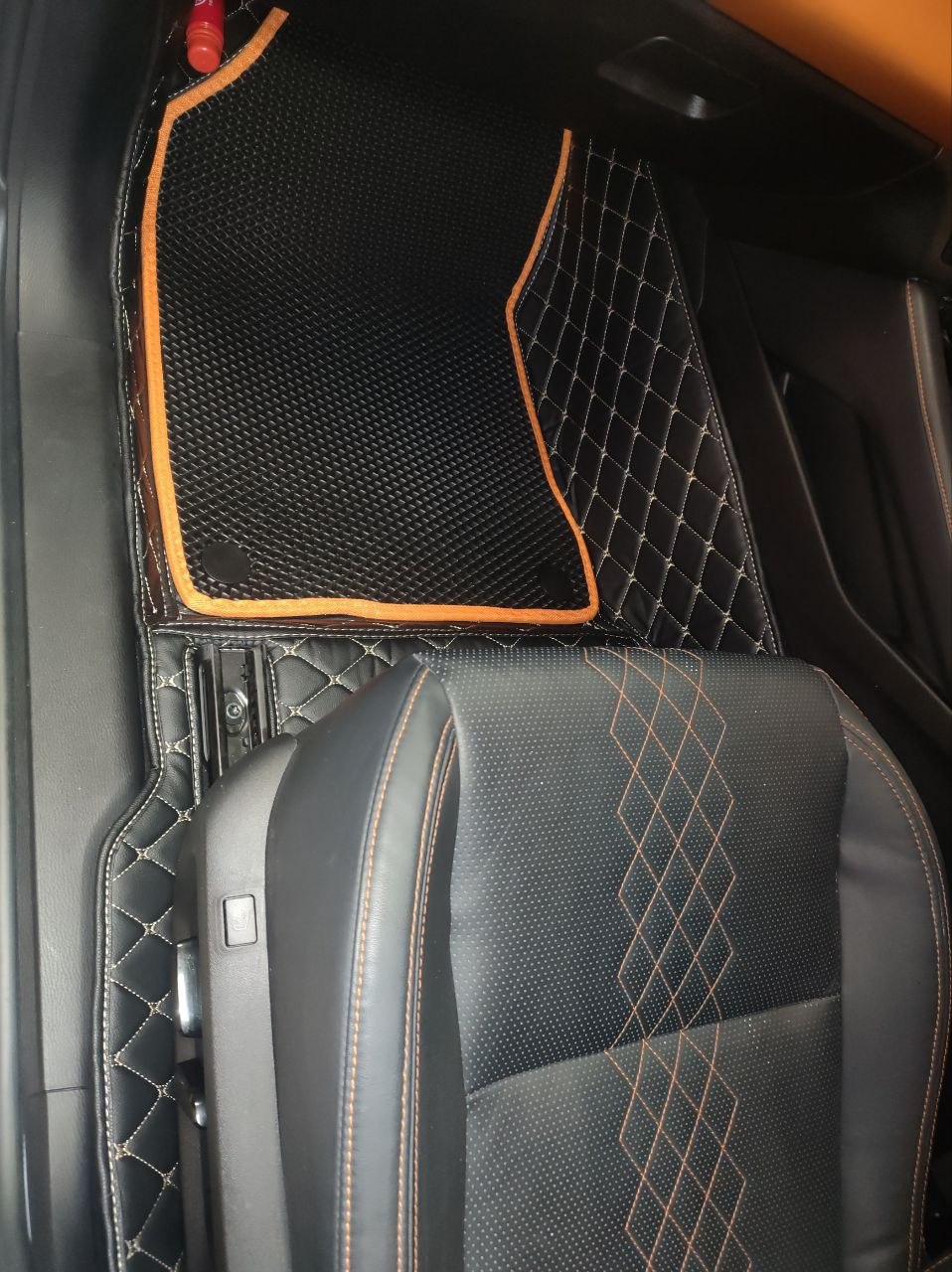 Коврики в салон кожаные 3D Mitsubishi Outlander (GN0W) PHEV 4WD 2021 - н.в 4 поколение Правый руль