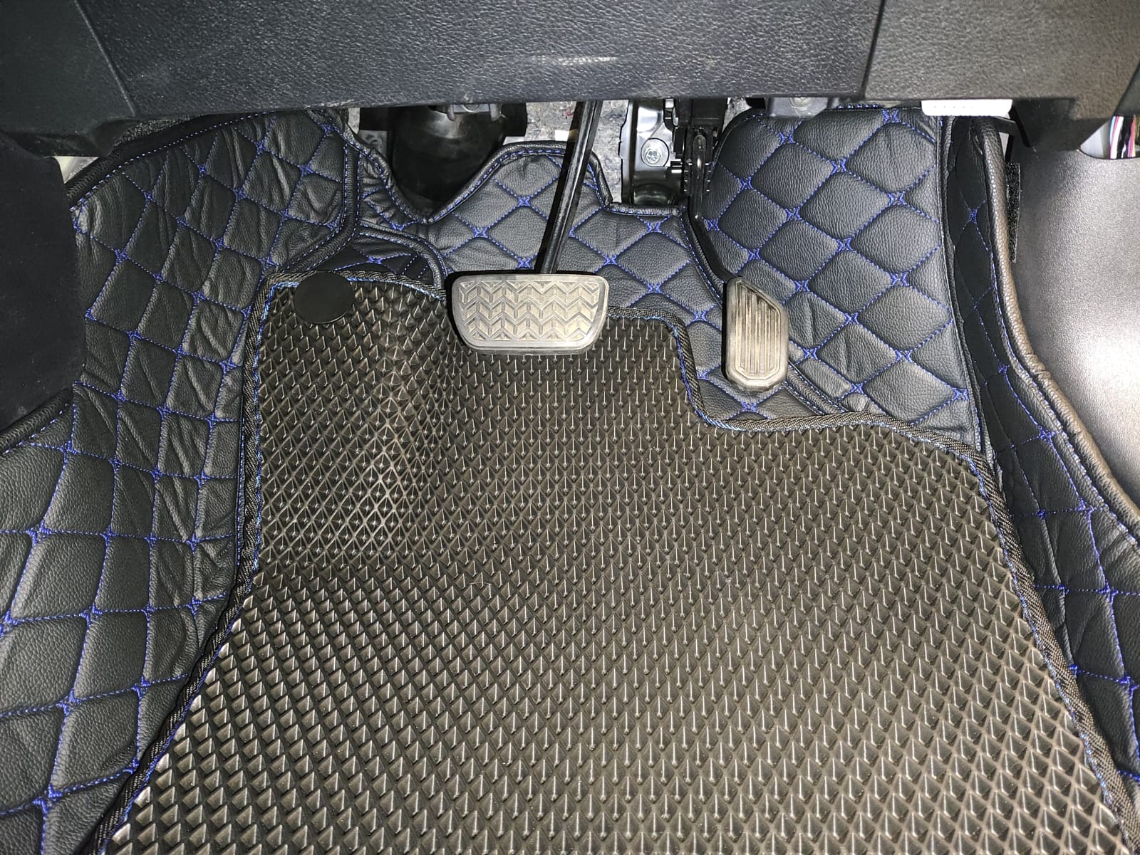 Кожаные коврики в салон 3D Toyota Axio \ Fielder 165 Гибрид
