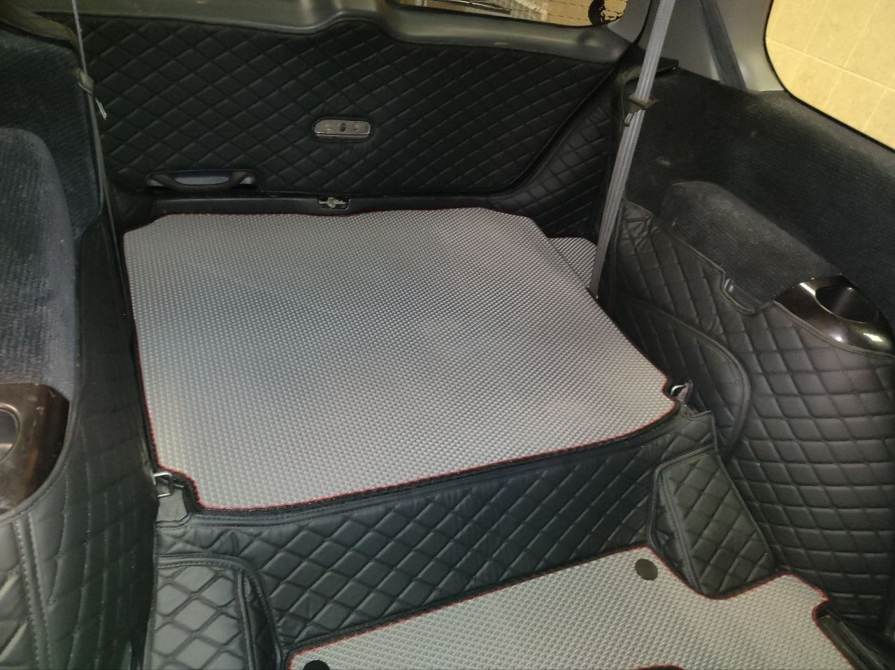 Кожаный коврик в багажник 3D Honda Odyssey 1999 - 2003