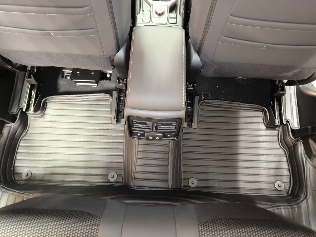 Кожаные коврики в салон 3D Subaru Forester SK 2018- Правый руль
