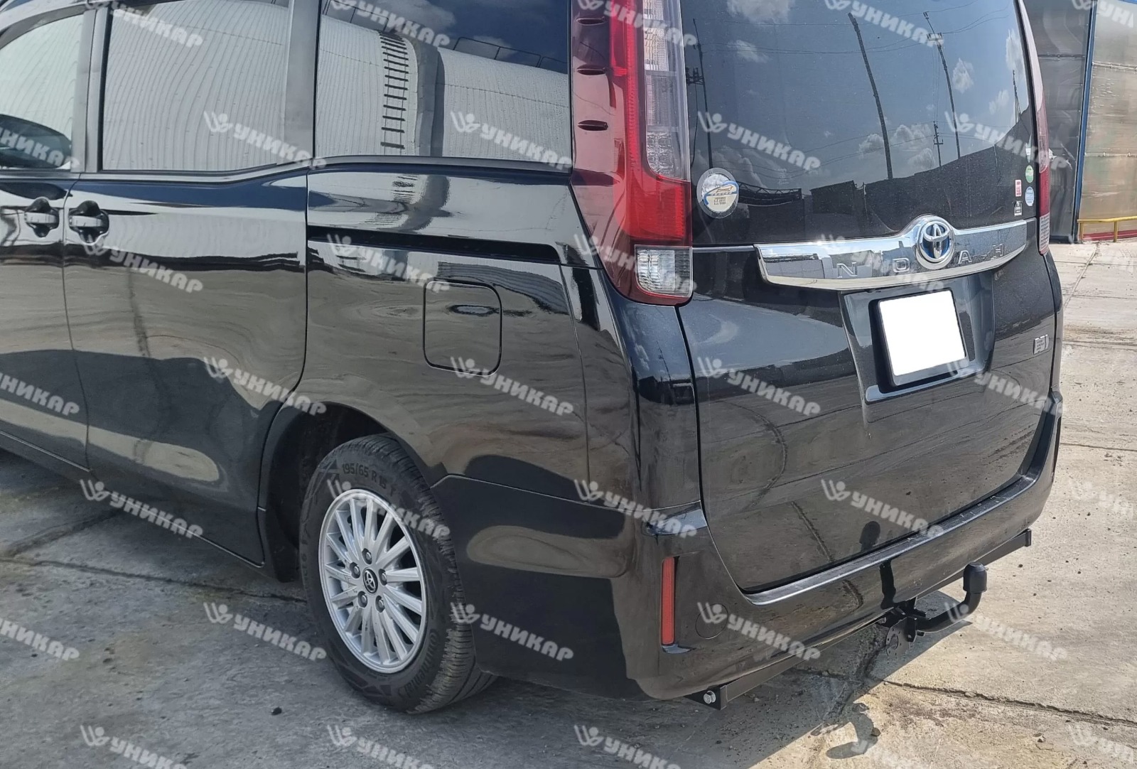 Фаркоп ТСУ Toyota Noah \ Toyota Voxy  \ Toyota Esquire 80 85 2014 - 2021 (тип шара A) Уникар