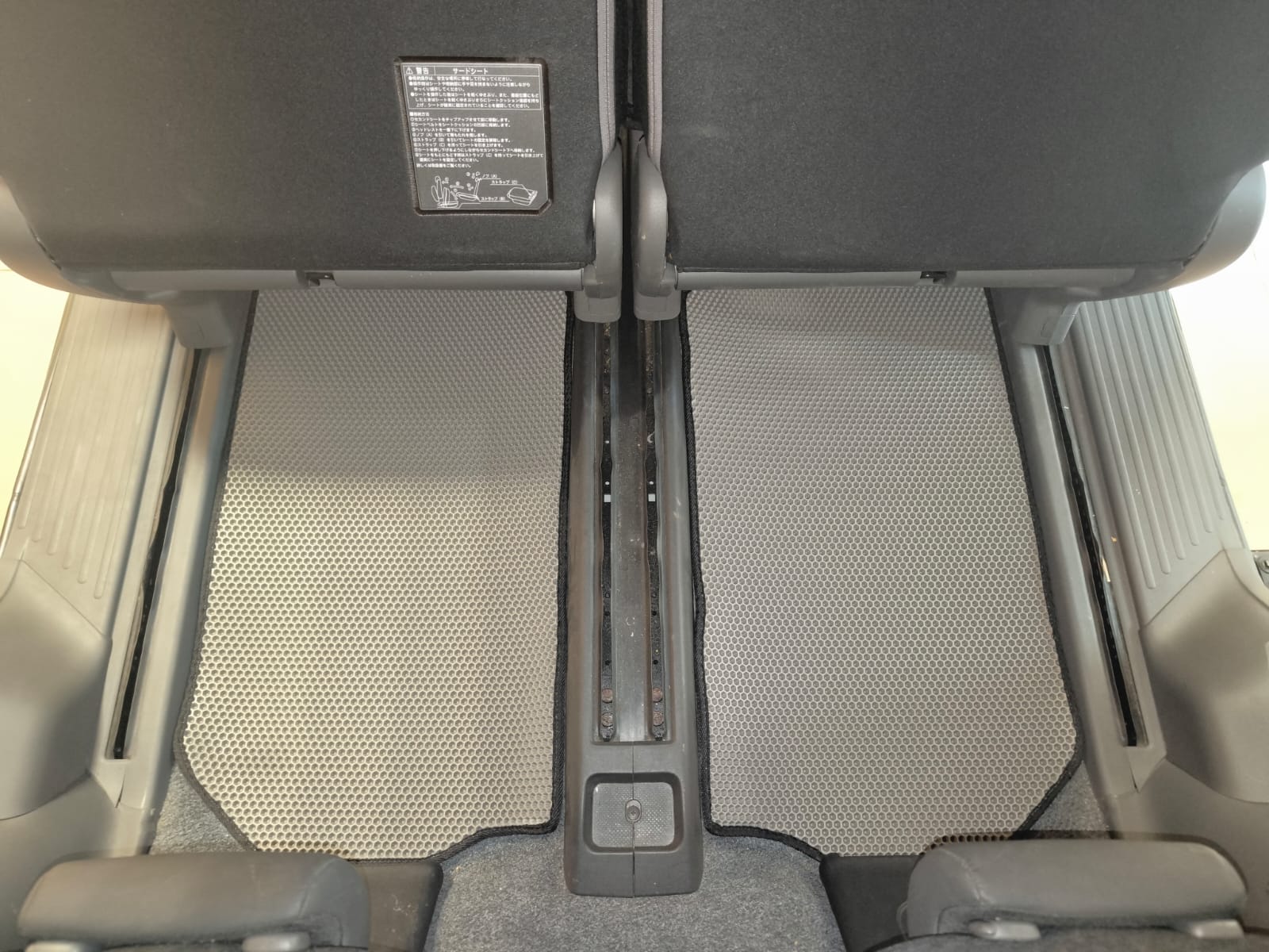 Коврики в салон EVA TOYOTA Sienta 2003-2015 2WD