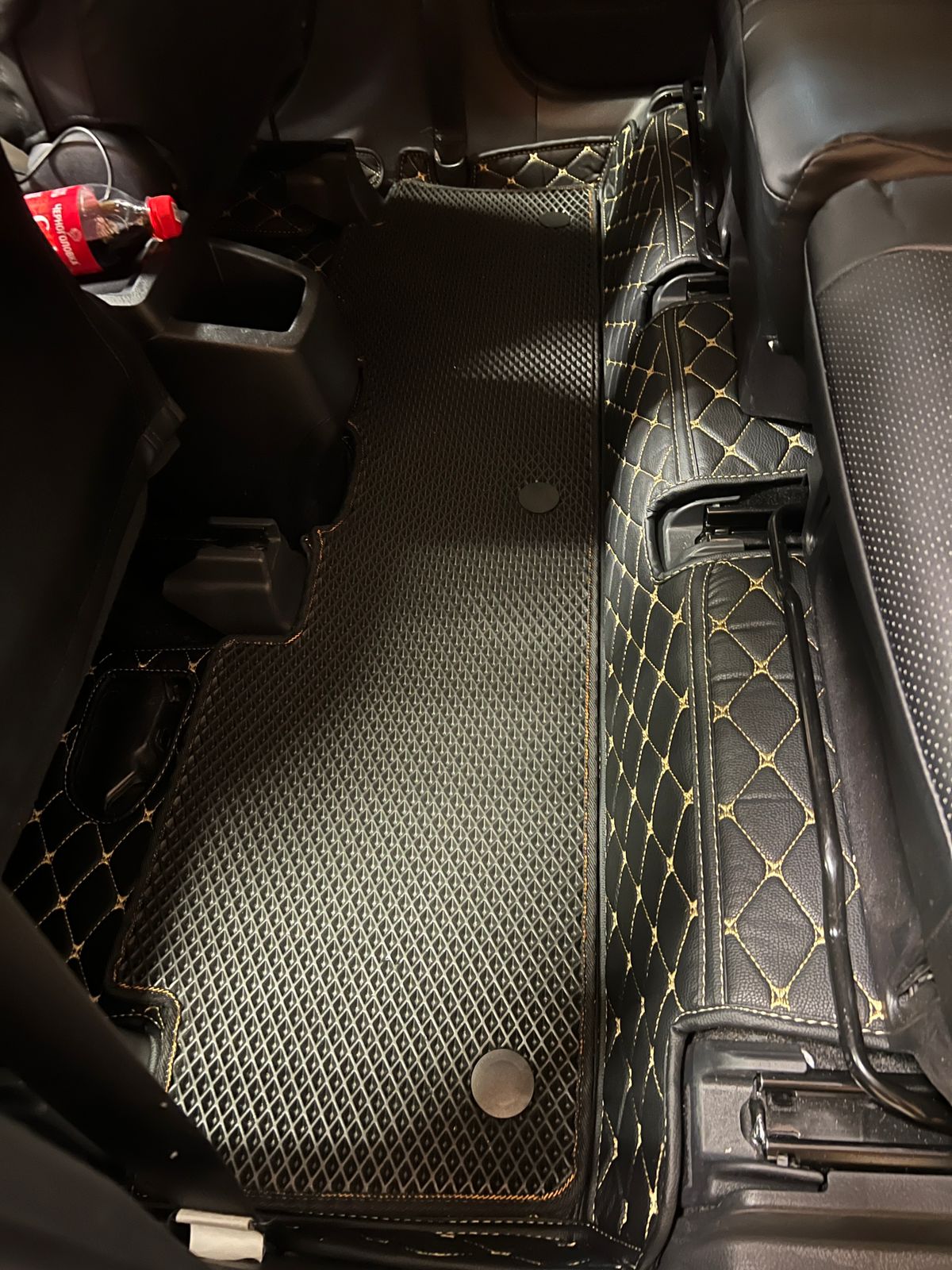Коврики кожаные в салон 3D Toyota Wish 20 2009-2015