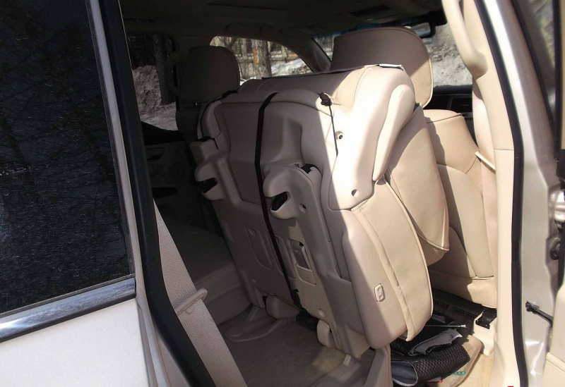 Чехлы из экокожи Lexus LX570  04.2007-10.2015 (Мод.337.0) Автокомфорт