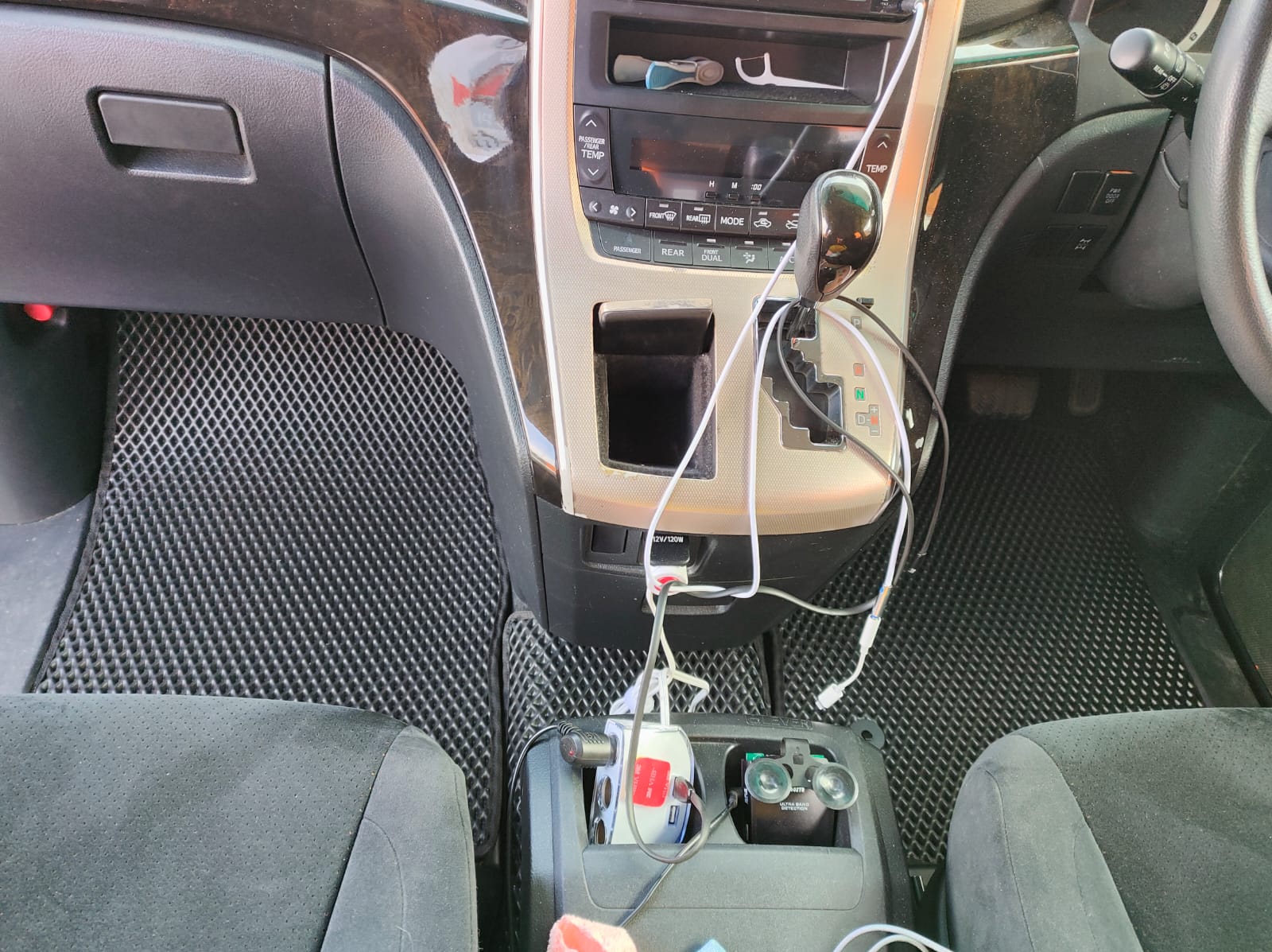 Коврики в салон EVA Toyota Alphard / Vellfire 20 60/40 НЕ ГИБРИД 2008-2015