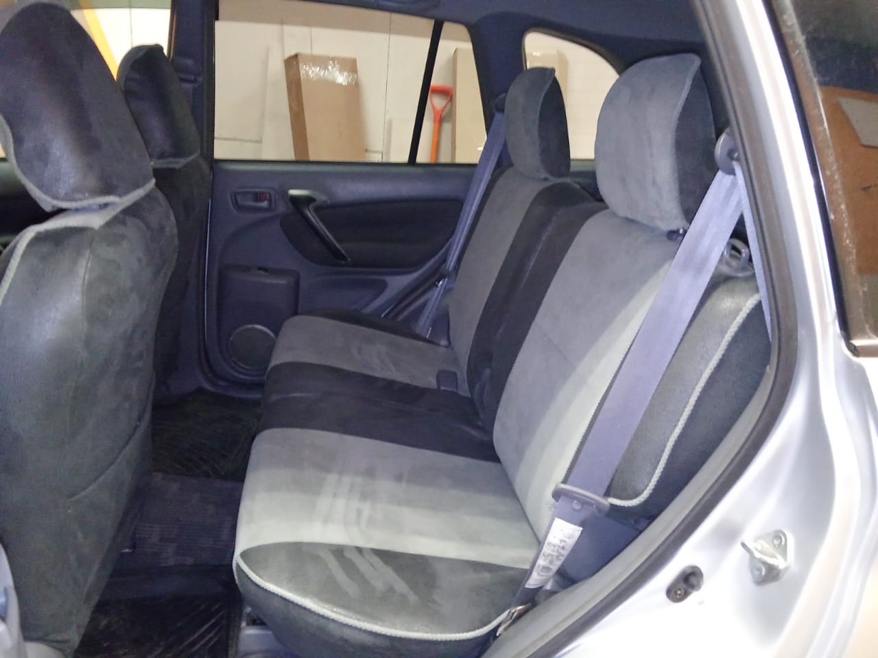 Чехлы из экокожи Toyota RAV4 20 2000-2005 5дв (Мод.360.1) - St Автокомфорт