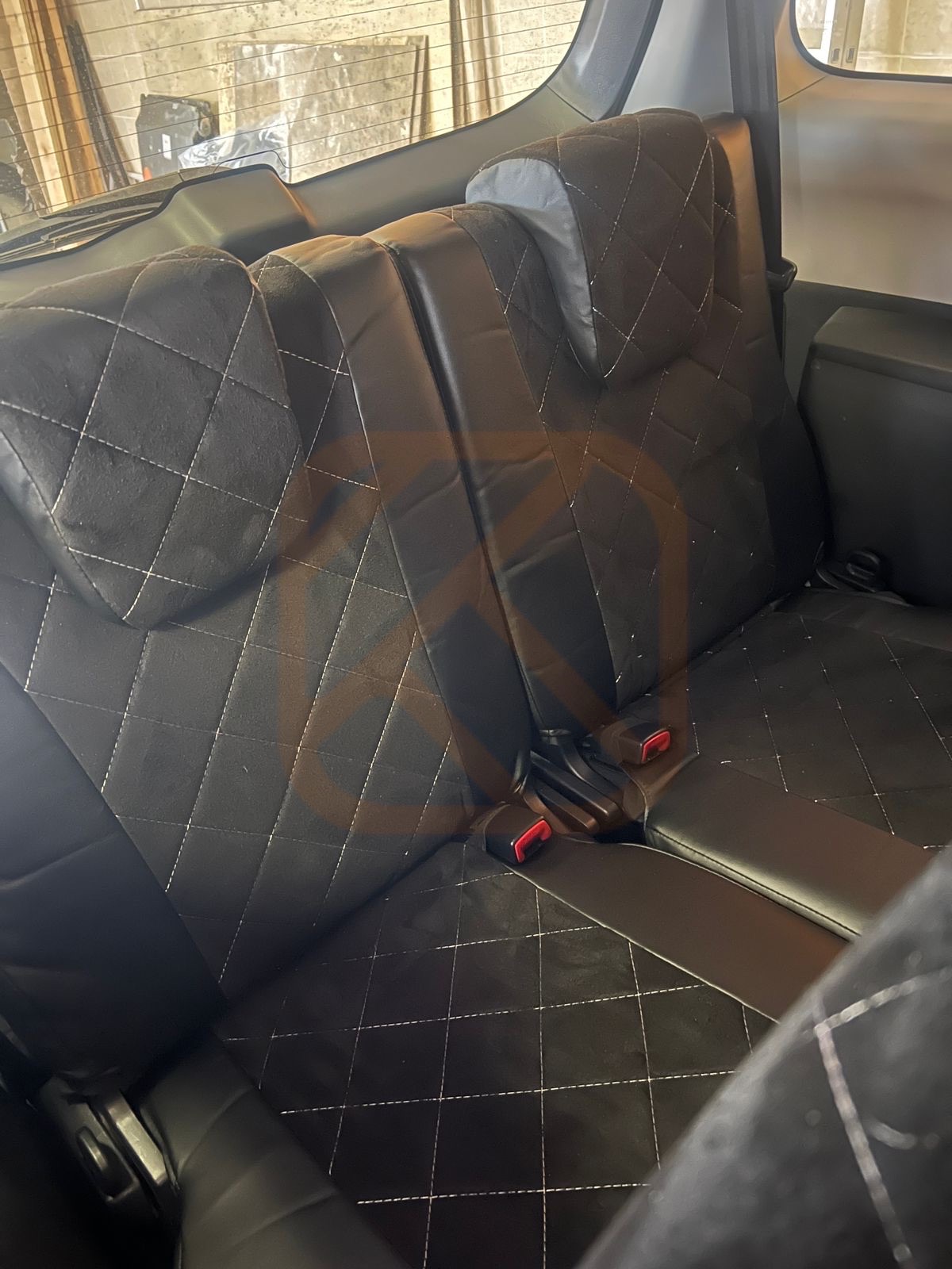 Чехлы Toyota Wish 20/25 с 2009-> 3 ряда Автостиль