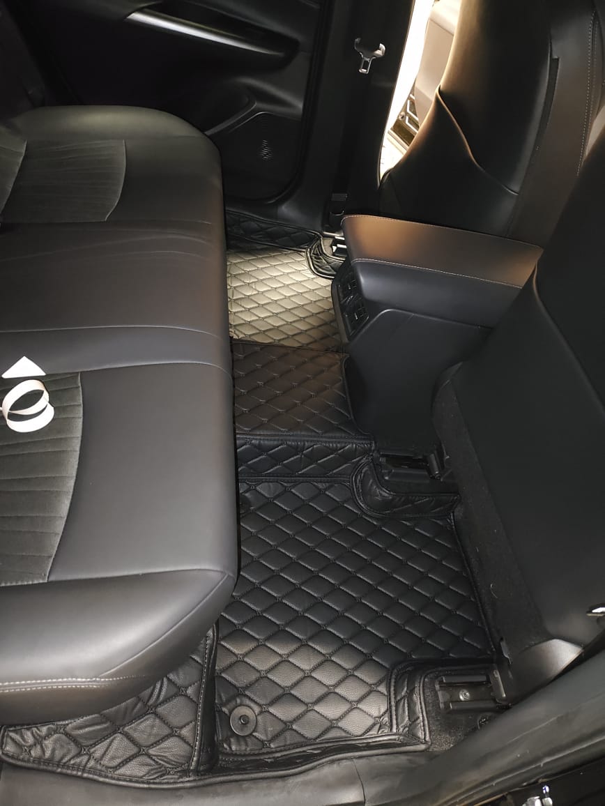Коврики в салон кожаные 3D Toyota Harrier 80 2020- не гибрид