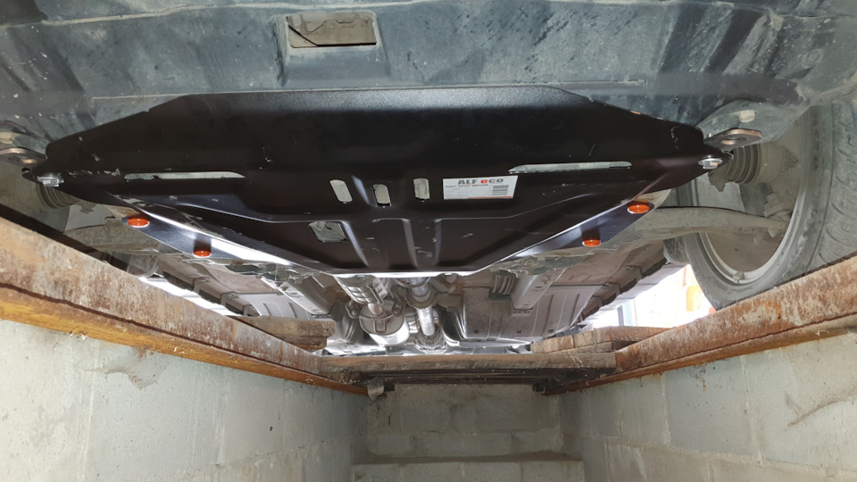 Защита картера и КПП Honda CR-V III 2006-2012 / Edix 4wd сталь 2мм