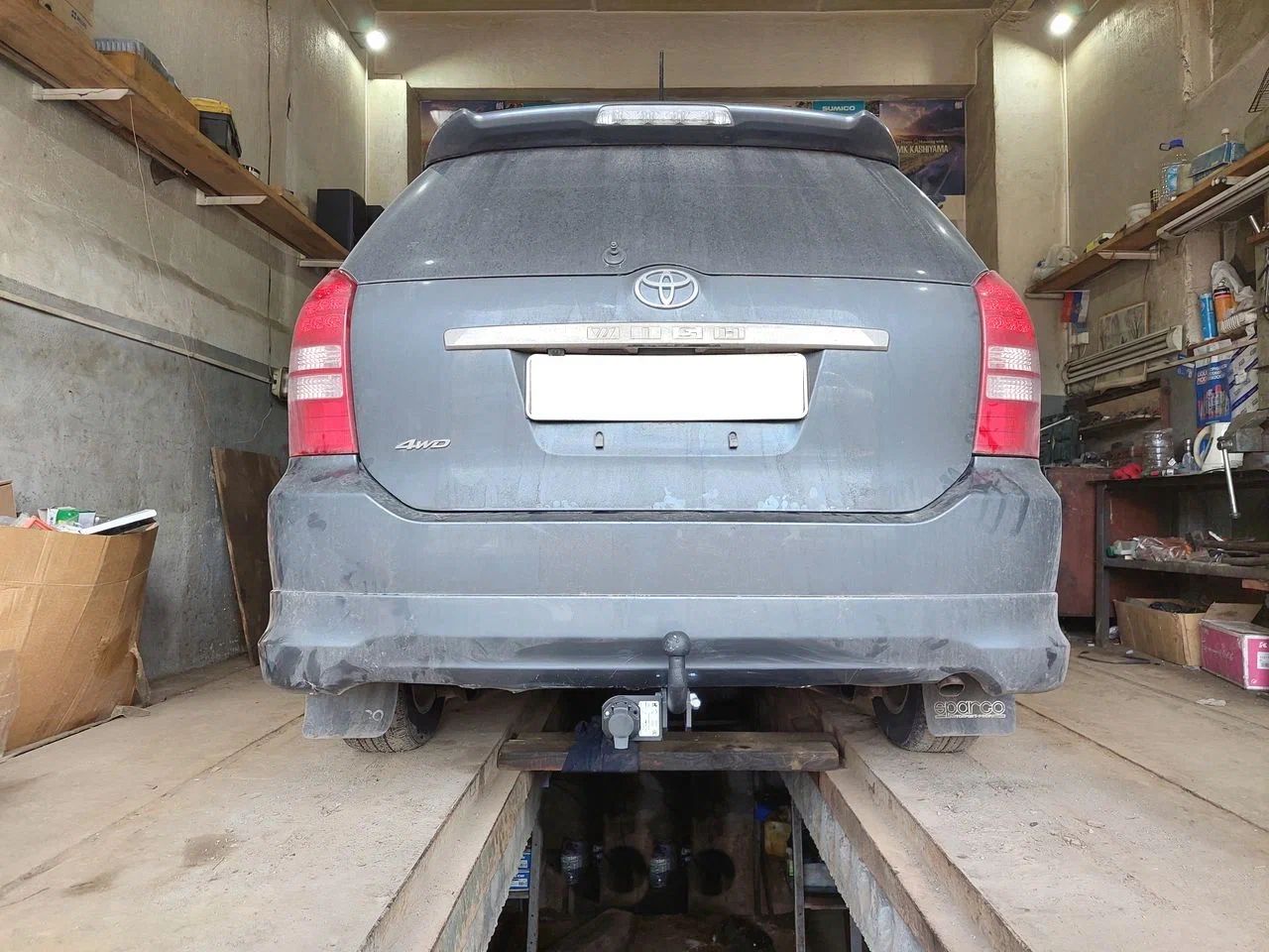 Фаркоп Toyota Wish 2WD/4WD 2003-2008, 2009-  тип шара A Halty