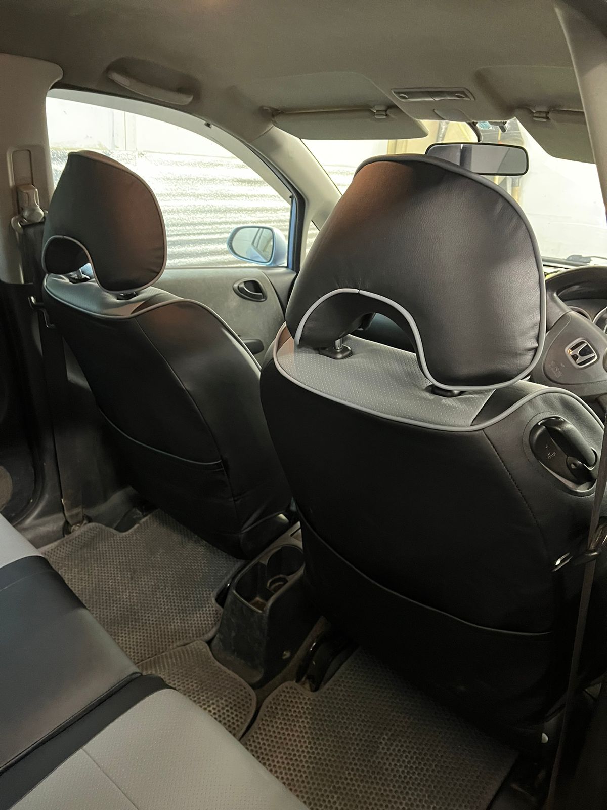 Чехлы из экокожи Honda Fit I+r+r2 [GD] 06.2001-09.2007 (Мод.041.0) - St Автокомфорт