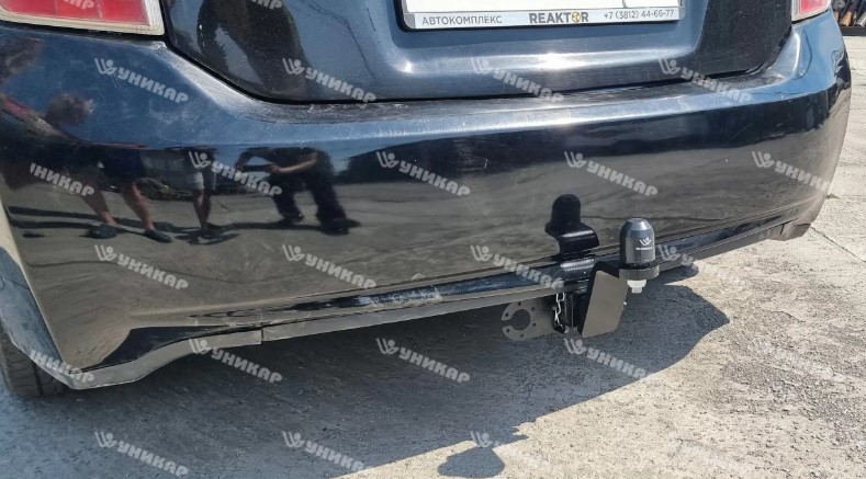 Фаркоп ТСУ Toyota Prius 30 (дорест.), год выпуска 2009 - 2011 (тип шара E) Уникар
