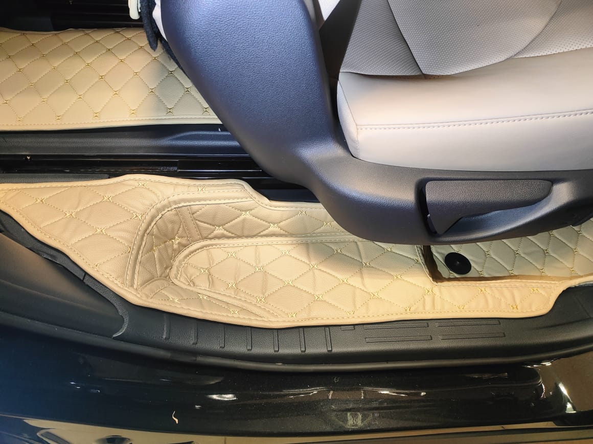 Кожаные коврики в салон 3D Toyota Highlander (XU70) 2019 -  н.в. 7 мест 3 ряда НЕ гибрид