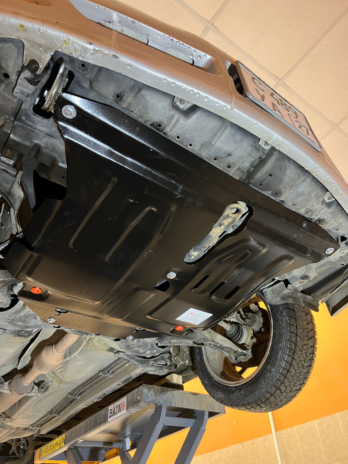 Защита картера и АКПП Toyota Allion \ Caldina 240 (2 и 4 WD) \ Premio 2 и 4 wd 2001-2007, 2007- \ Noah 60 70 80\ Voxy 2 - 4 wd 80 \ Vista Ardeo 2wd кузов сталь 2мм