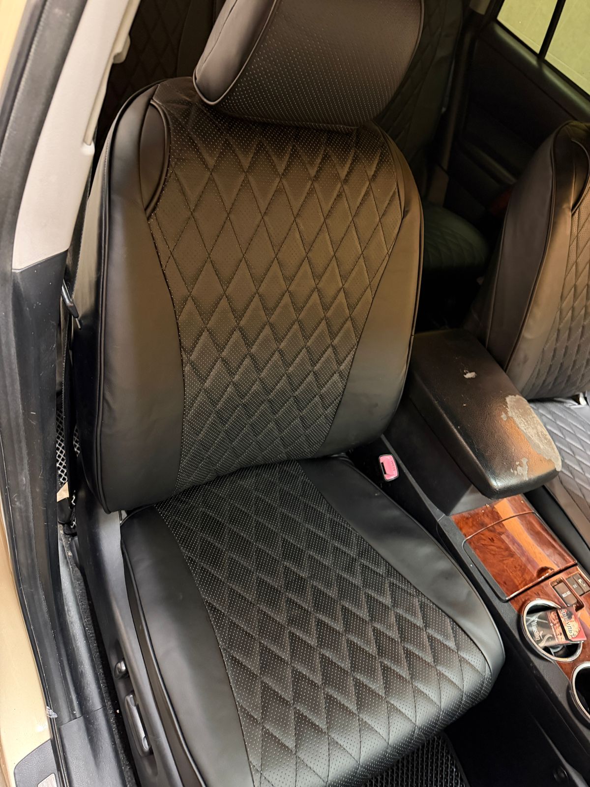 Чехлы из экокожи Toyota Highlander II+r [XU40] 05.2007-11.2013 (Мод.228.0) Автокомфорт