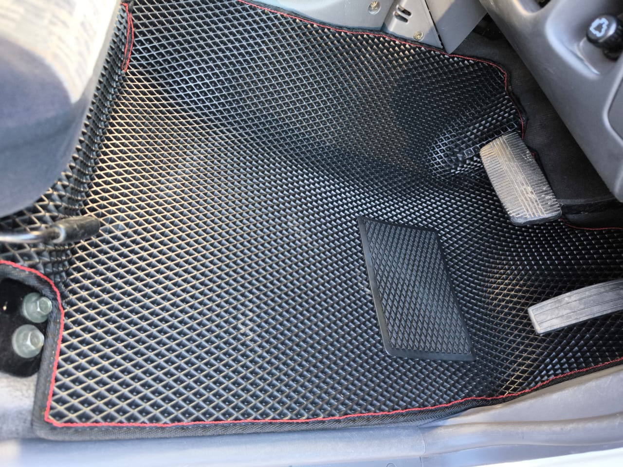 !Коврики салон EVA (Передние 3D) Nissan Datsun D22 1997 - 2002