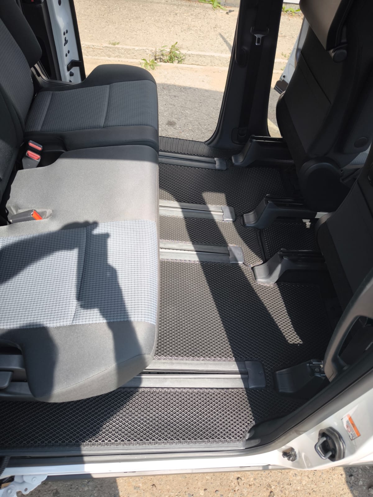 !Коврики в салон EVA Toyota Noah 90 / Voxy 2022 - н.в. 60/40