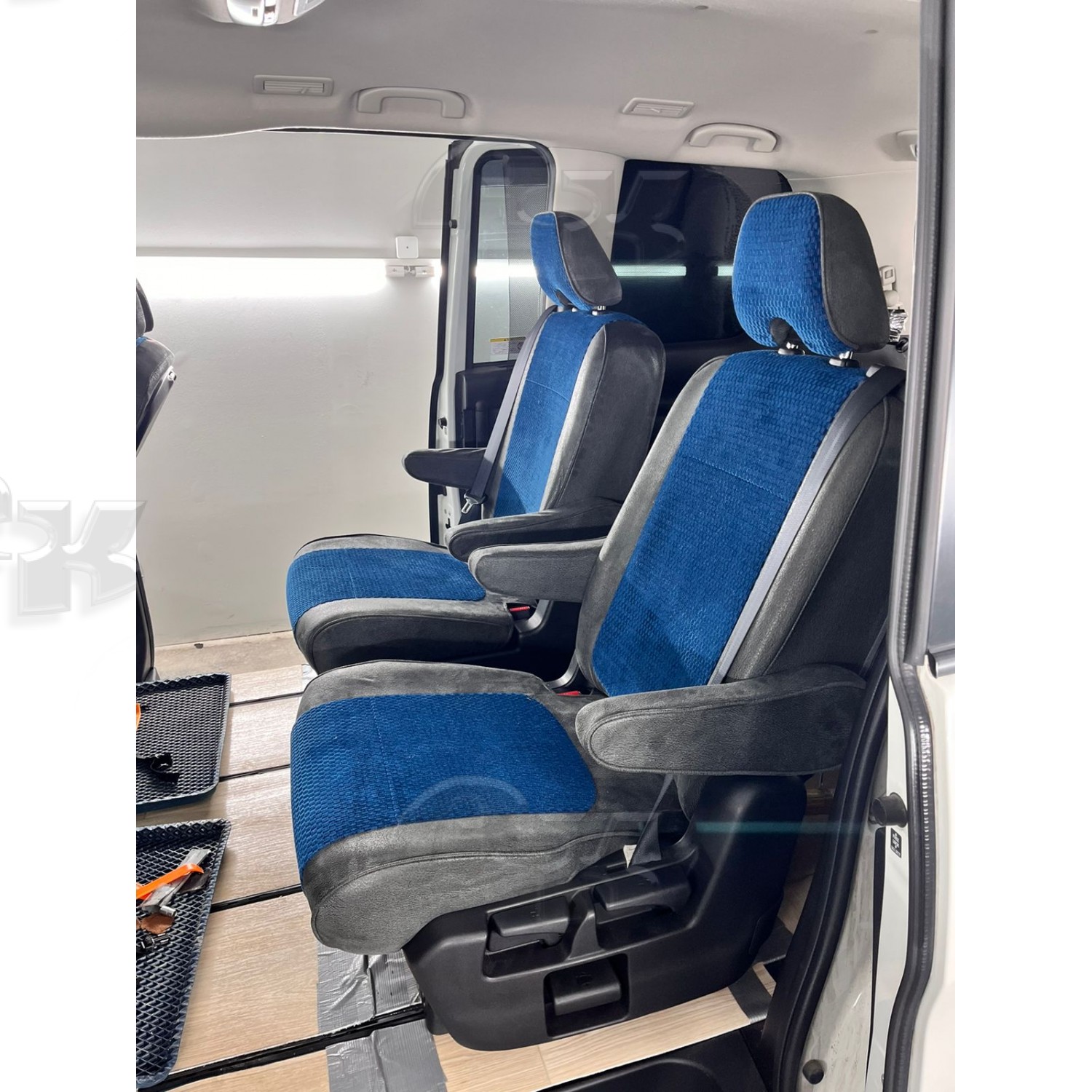 Чехлы Nissan Serena 2019-2022 на 3 ряда Автокомфорт
