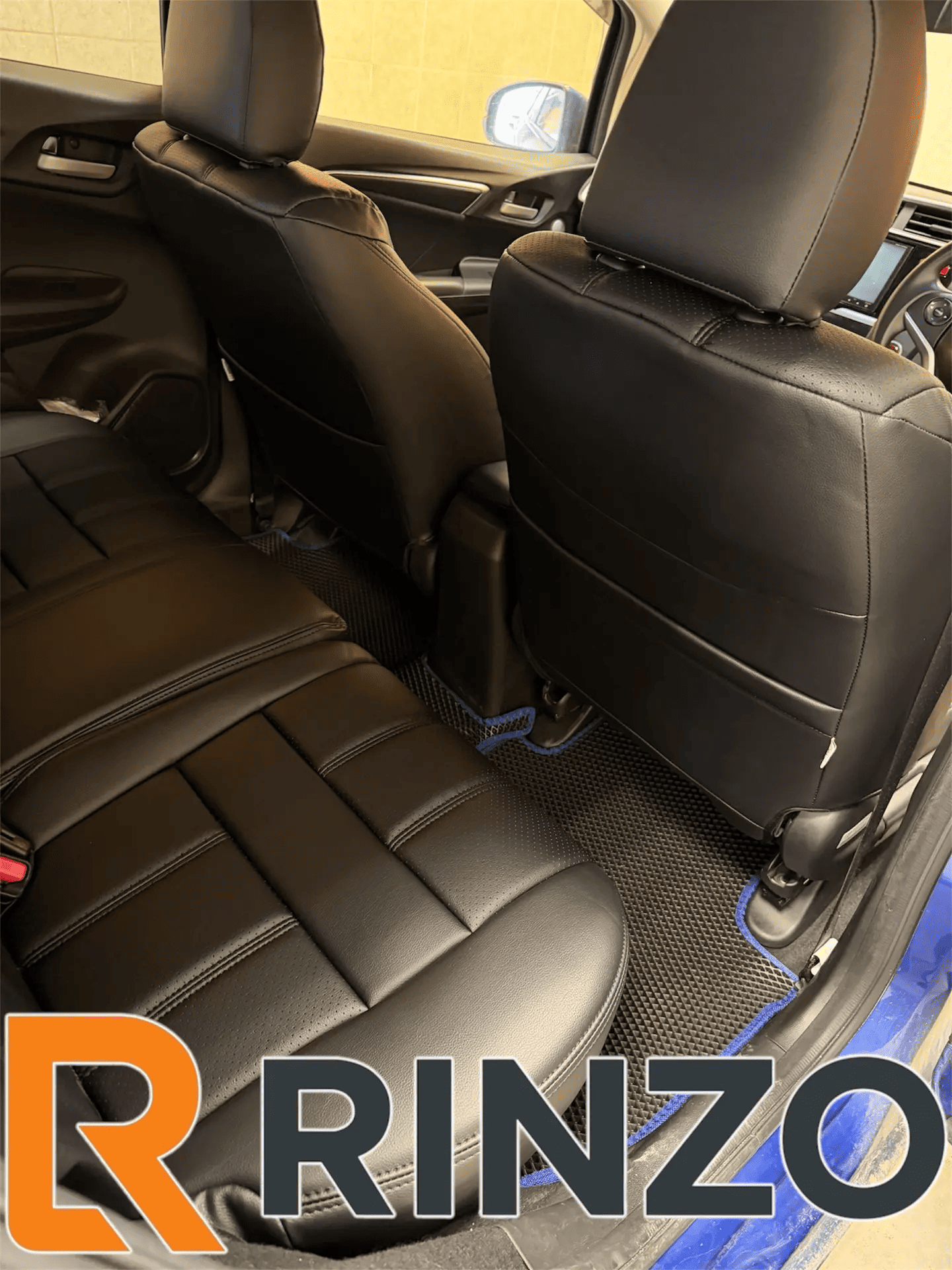 Чехлы Rinzo кожа PVC Honda Shuttle 2015-2022 без подл. (черный) Vector